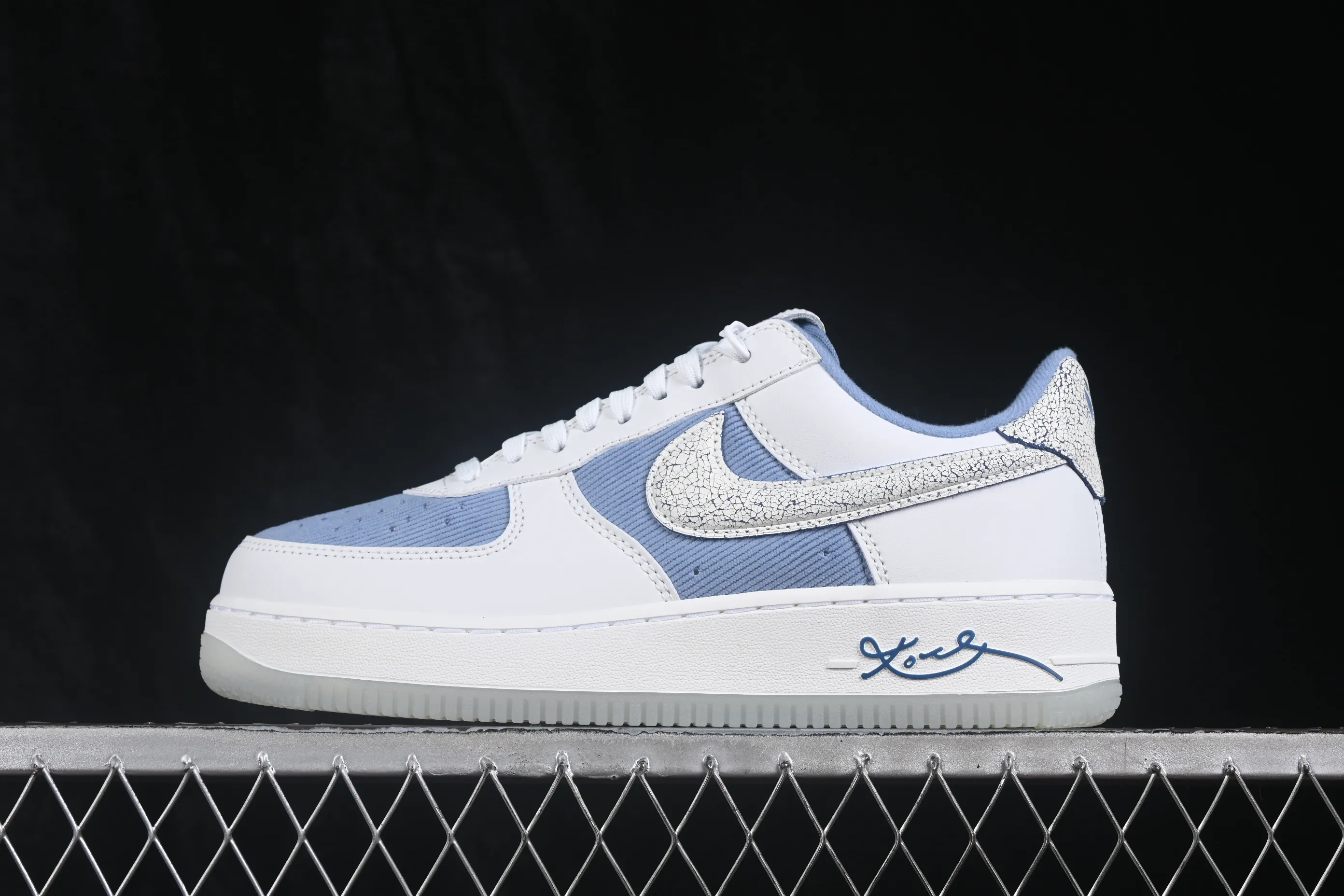 All categories Nk Air Force 1 Air Force series Nk Air Force 1 Low Air Force low-top Nike Air Force 1'07 Low Air Force 1 low-top casual sneakers IM0583-400